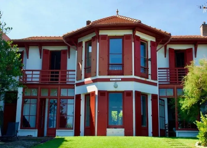 Superbe Face - 11 Pieces, 15 Pers, Jardin, Acces Direct - Fr-1-433-17 Villa *