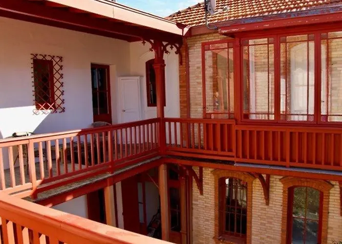 Superbe Face - 11 Pieces, 15 Pers, Jardin, Acces Direct - Fr-1-433-17 Villa